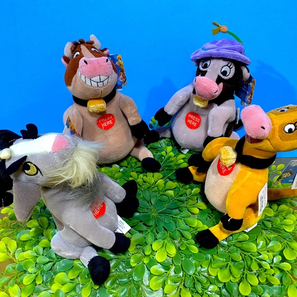 DISNEY STORE NWT VTG 2004 HOME ON THE RANGE BEAN BAG PLUSH w/SOUND COMPLETE SET - Picture 2 of 13